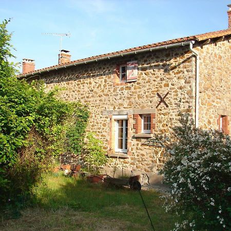 Gite Climatise De La Haute Rue Touvois Экстерьер фото