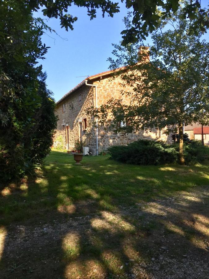 Gite Climatise De La Haute Rue Touvois Экстерьер фото